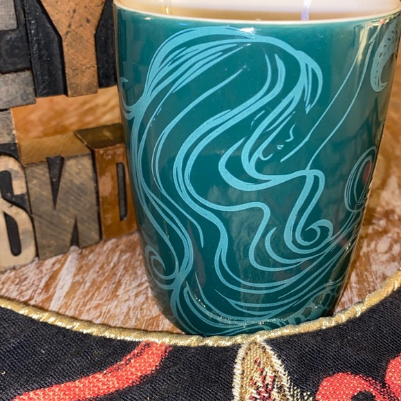 🆕☕️🧜‍♀️STARBUCKS 10oz. 2020 Coffee Mug in Hunter Green. - Picture 6 of 8